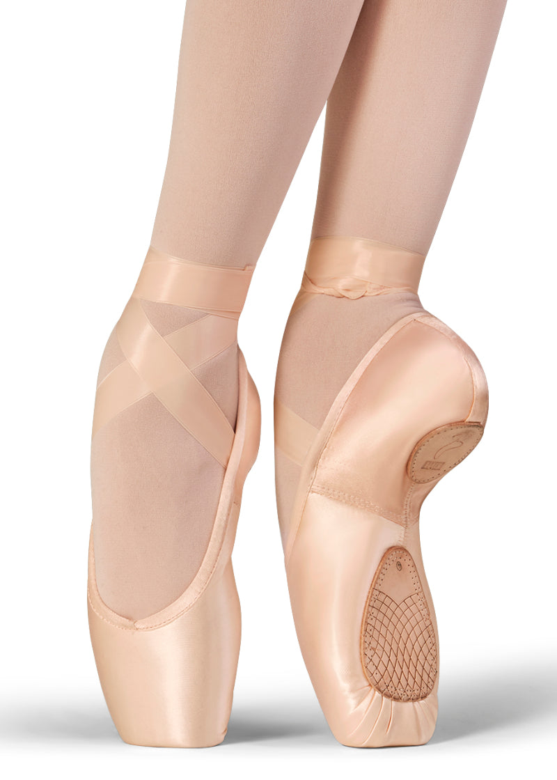 Bloch S0191L Women's Elegance Stretch Satin Pointe Shoe in Pink