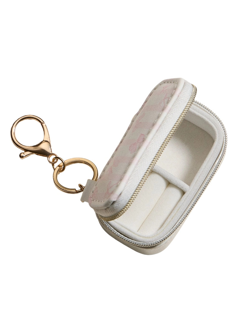 Frem mini travel jewelry box with keychain attachment