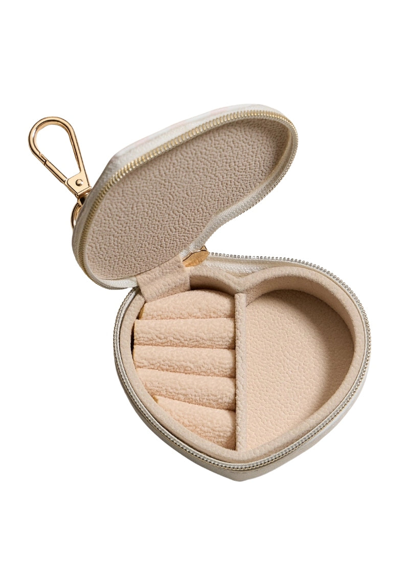 Frem heart-shaped travel jewelry box with keychain attachment