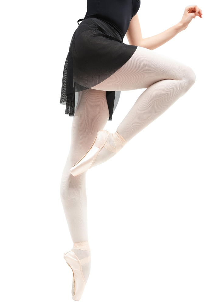 Nikolay 0547N Assoluta Pointe Shoe in pink satin with a pleatless platform and drawstring closure