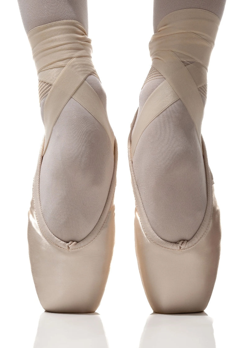 CL70 Arpeggia Low Vamp Pointe Shoe - Pink (Soft)
