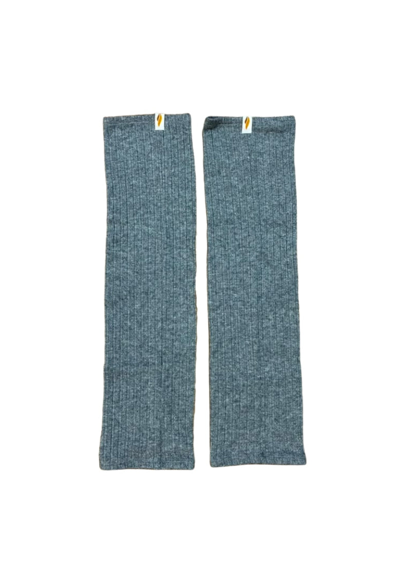RubiaWear Shorty over-the-knee knit legwarmers in Silverleaf